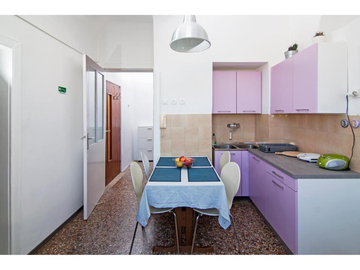 Apartment In Centre With Huge Terace PUY Exterior foto