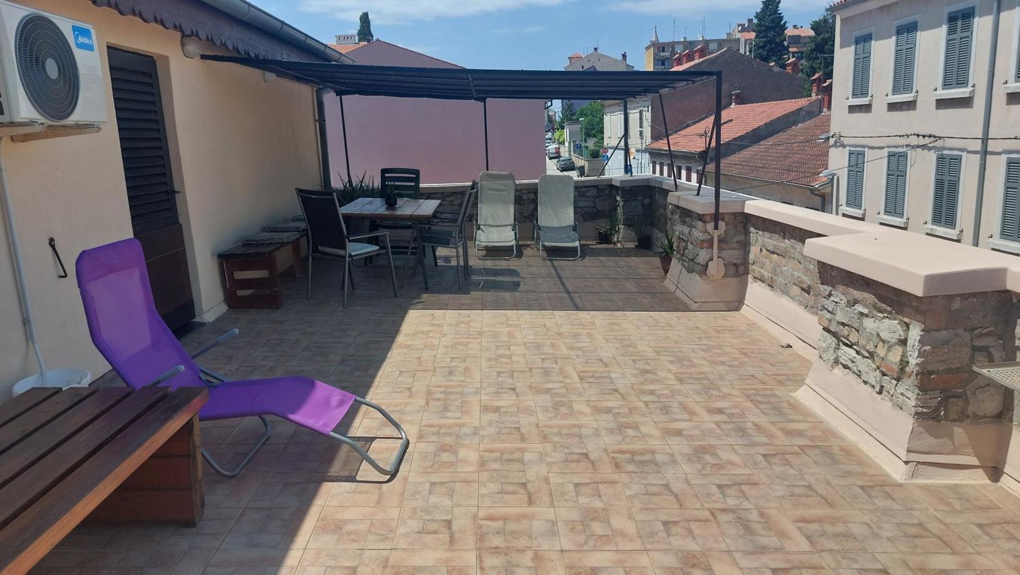 Apartment In Centre With Huge Terace PUY Exterior foto